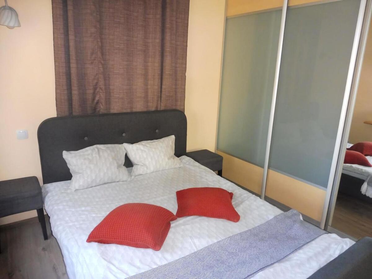 For 2 In The Centre Of Town *